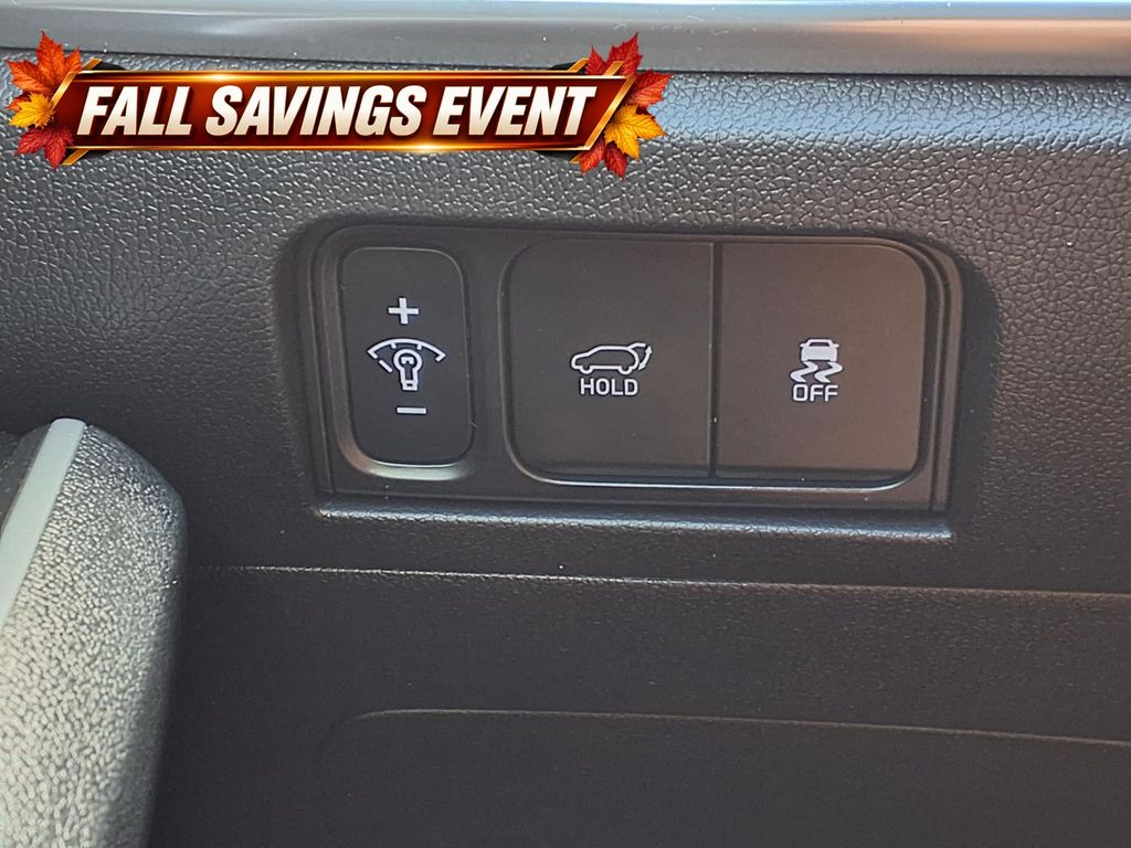 Used 2025 Wolf Gray Kia SX image 25