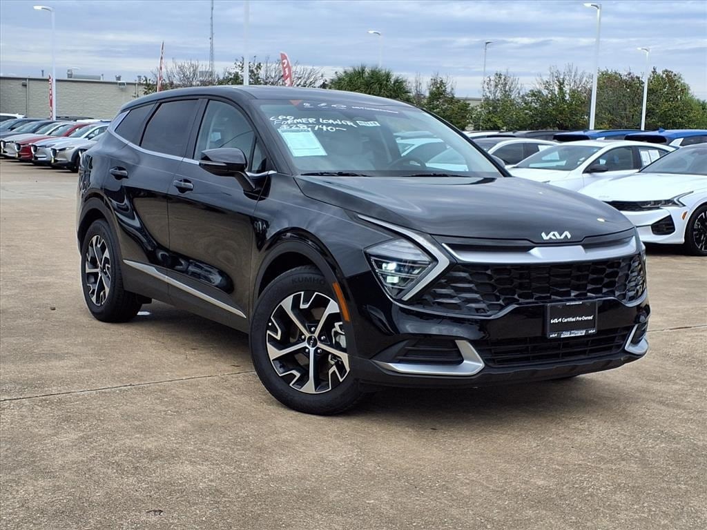 2025 Kia Sportage EX's photo