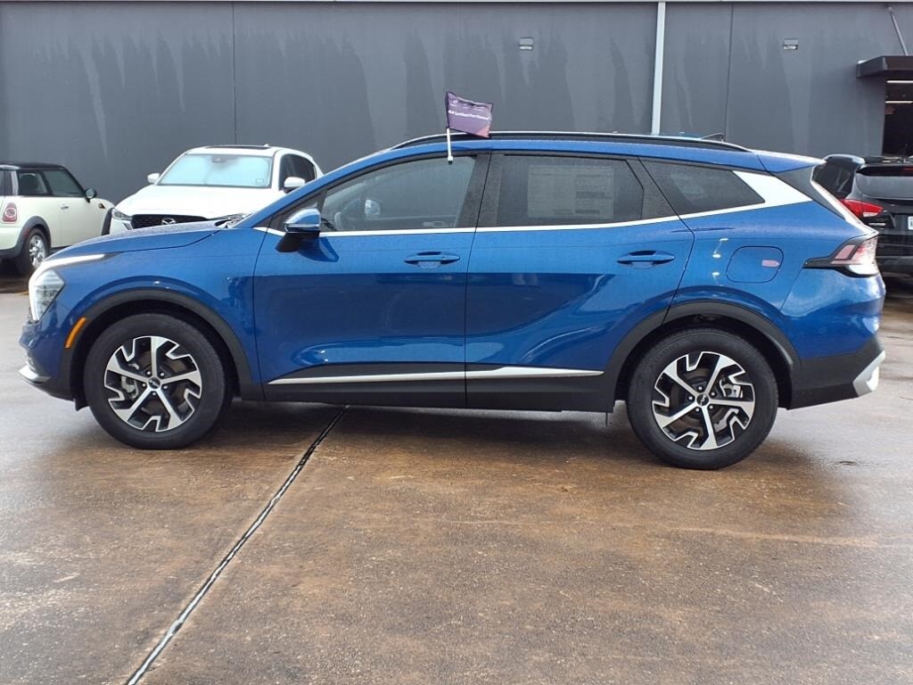 2025 Kia Sportage EX photo 3