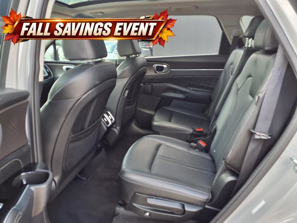 Used 2025 Wolf Gray Kia SX image 12