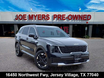 2025 Kia Sorento S SUV