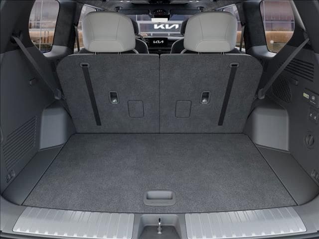 New 2026 Glacier White Pearl/Ebony Black Roof Kia GT-Line image 19