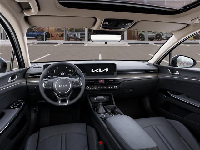 2025 Kia K5 EX - Photo 14
