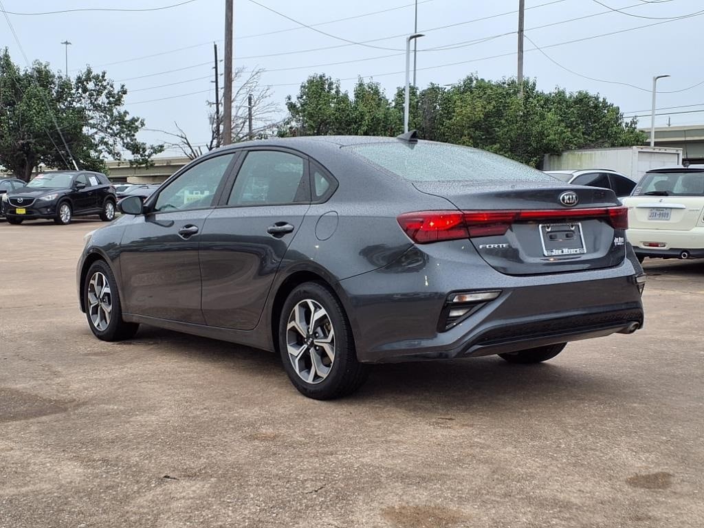 Used 2021 Kia Forte LXS with VIN 3KPF24AD7ME414807 for sale in Houston, TX