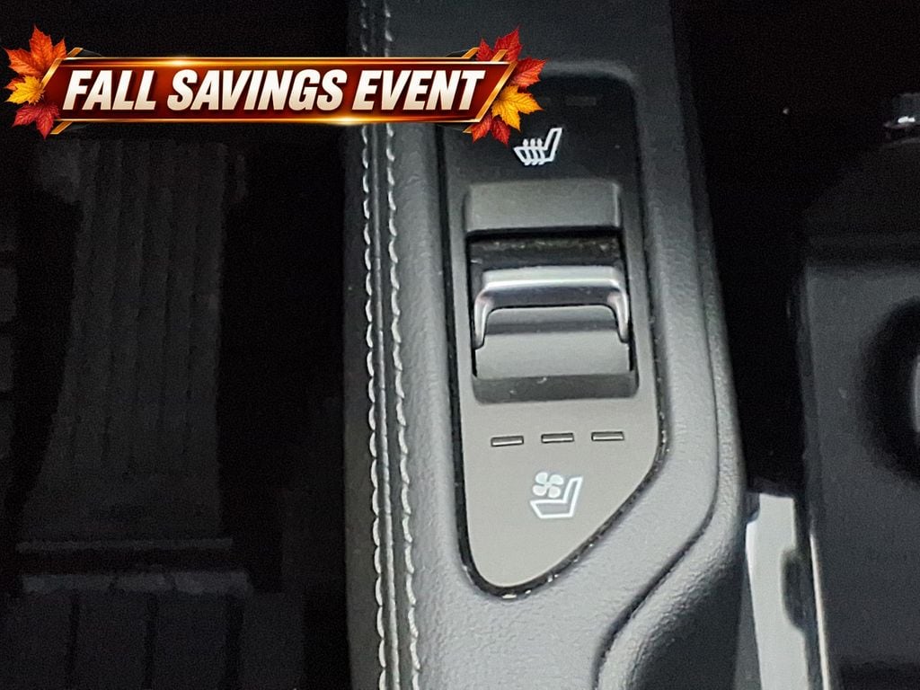 Used 2021 Everlasting Silver Kia EX image 16