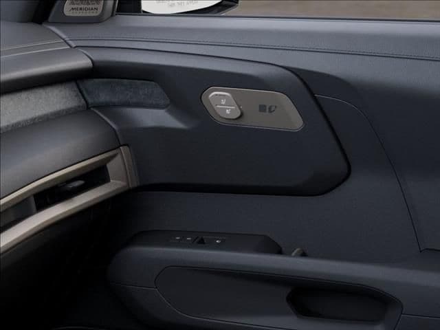 New 2027 Ebony Black Kia SX image 25