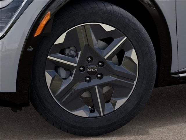 New 2025 Wolf Gray Kia Light Long Range image 9