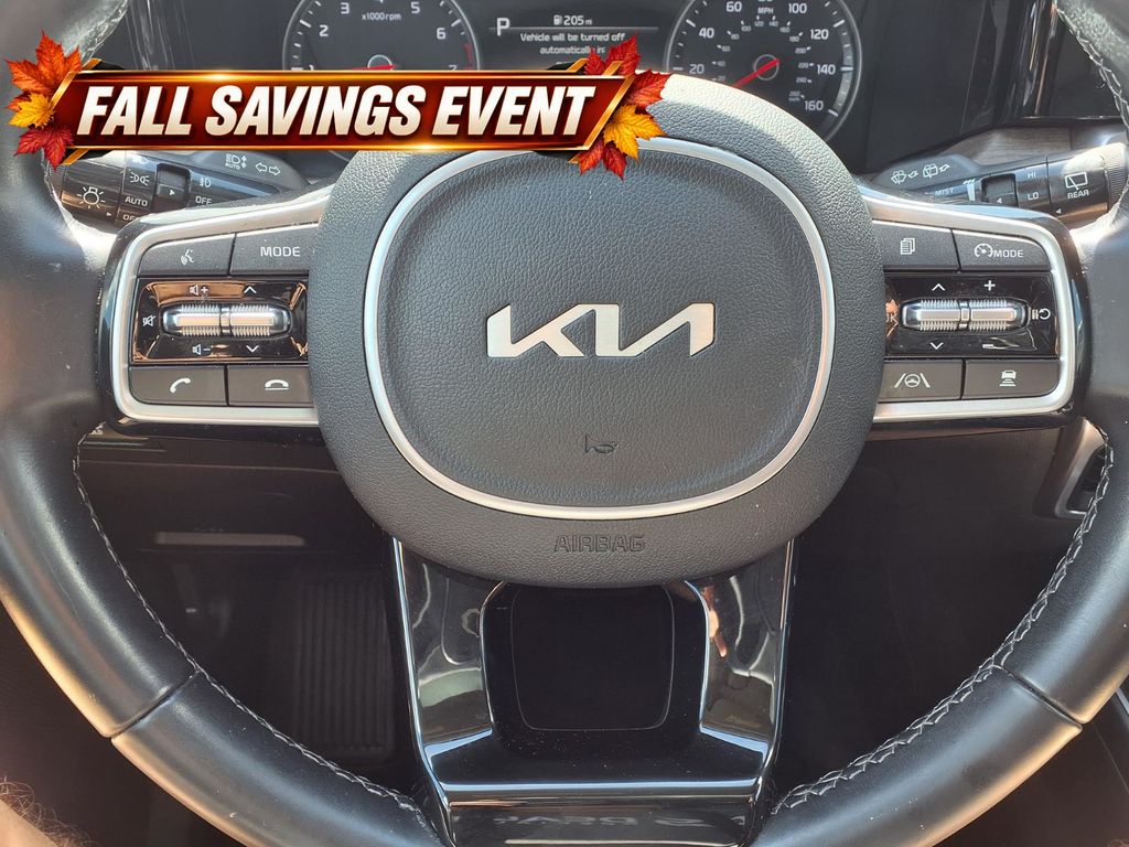Certified Used 2022 Wolf Gray Kia EX image 18