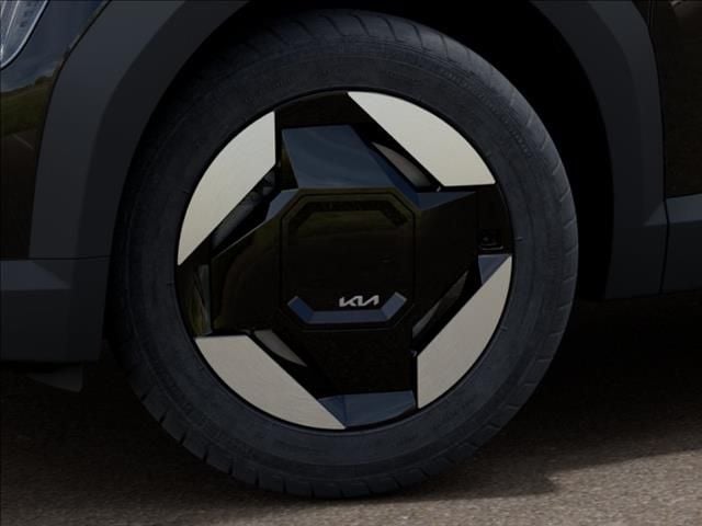 New 2026 Ebony Black Kia Wind image 9