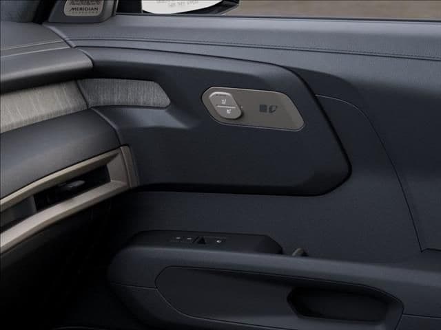 New 2027 Panthera Metal Kia SX-Prestige image 25
