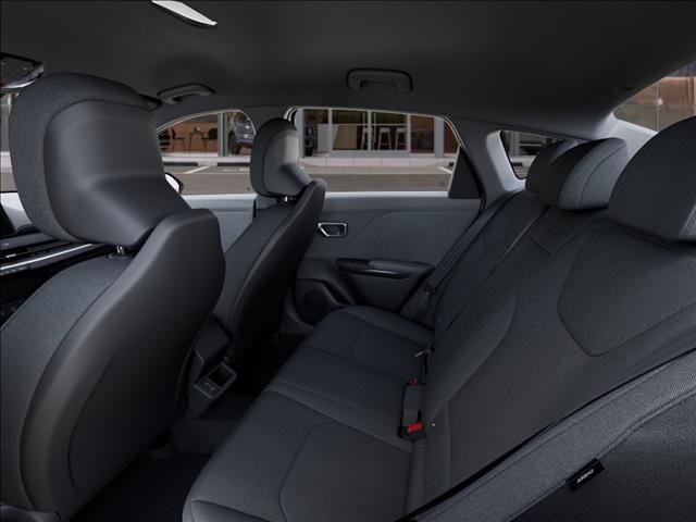 New 2026 Snow White Pearl Kia LXS image 18
