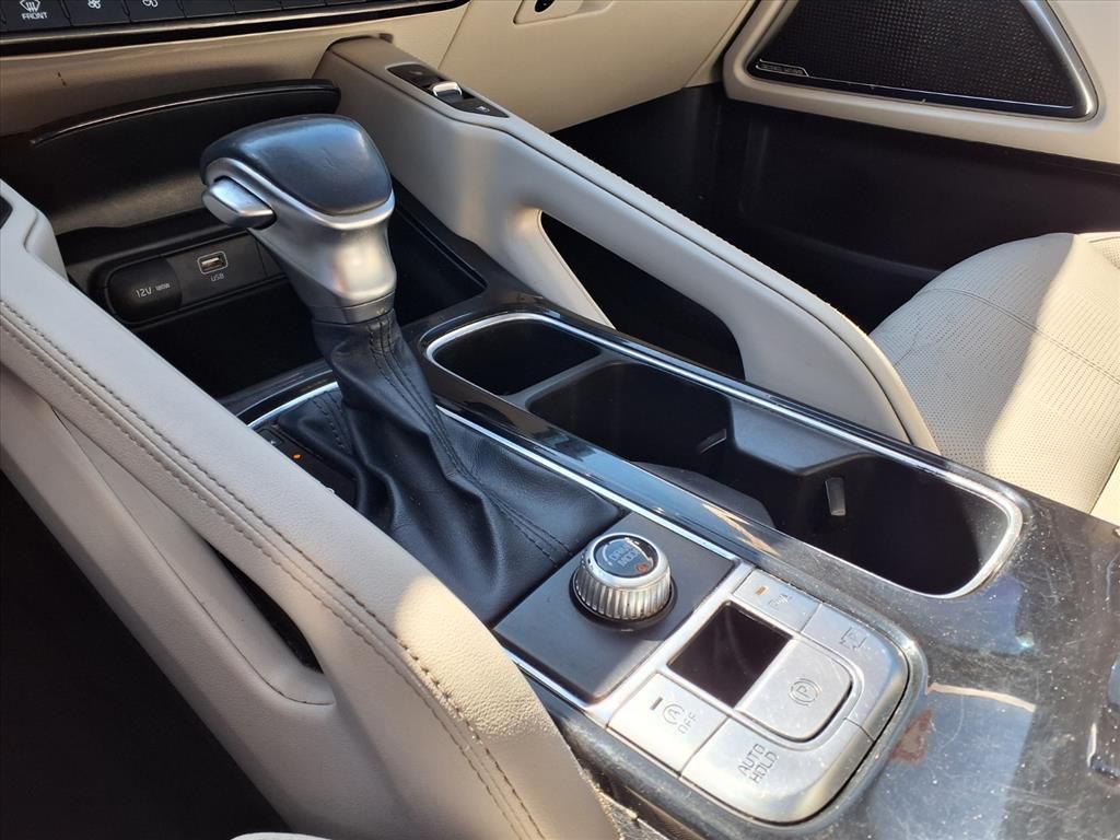 Used 2023 Glacial White Pearl Kia SX image 16