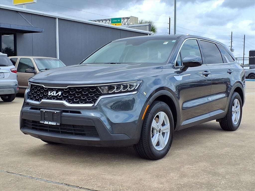 Certified 2022 Kia Sorento LX SUV