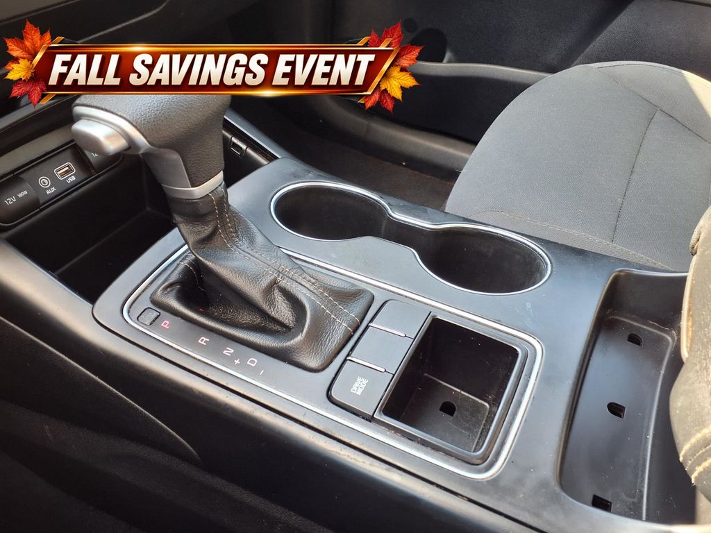 Used 2020 Everlasting Silver Kia L image 18