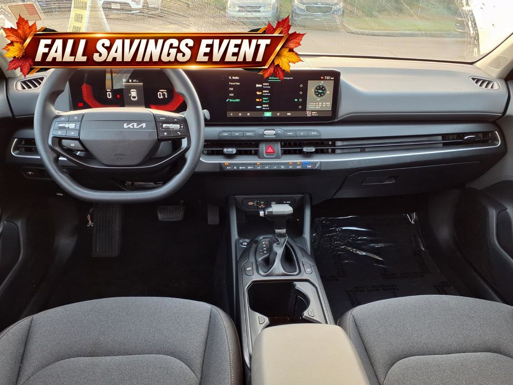 Certified Used 2025 Snow White Pearl Kia LXS image 9