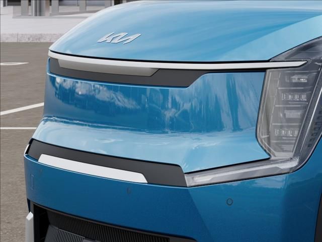 New 2026 Ocean Blue Kia Wind image 12