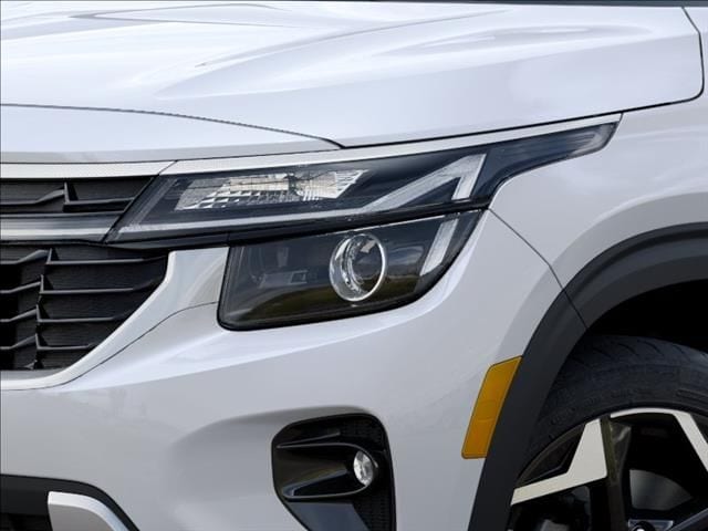 New 2026 Snow White Pearl Kia S image 10