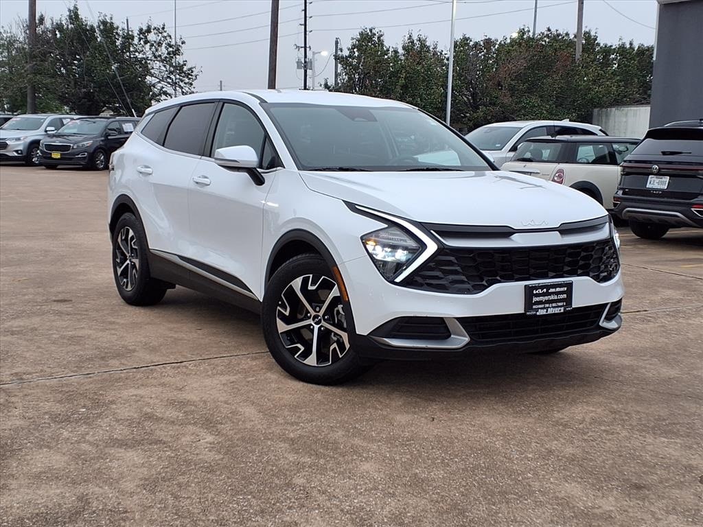 2023 Kia Sportage EX's photo