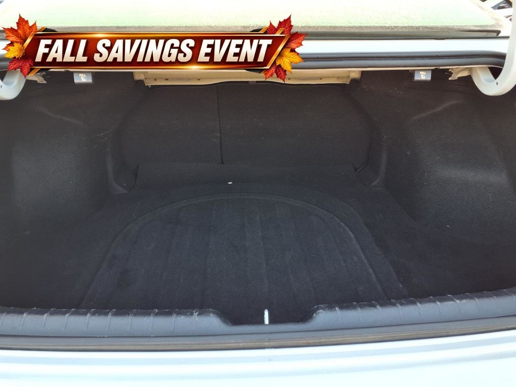 Certified Used 2025 Snow White Pearl Kia LXS image 12