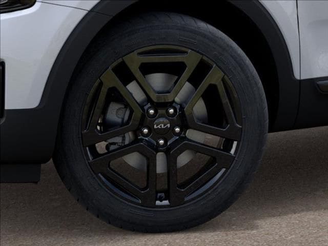 New 2025 Glacial White Pearl Kia EX X-Line image 9