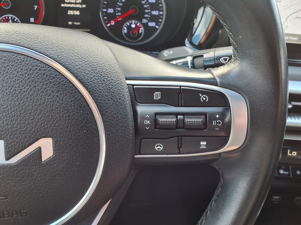 Certified Used 2022 Glacial White Pearl Kia GT-Line image 19