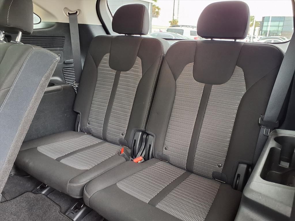 Certified Used 2022 Gravity Gray Kia LX image 13