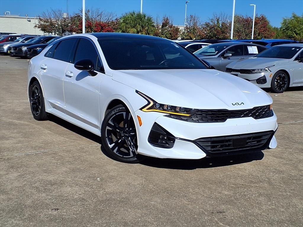2022 Kia K5 GT-Line