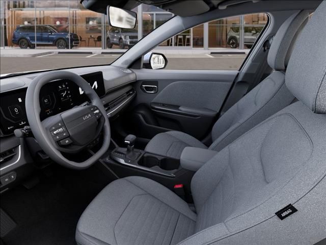 New 2025 Snow White Pearl Kia EX image 17