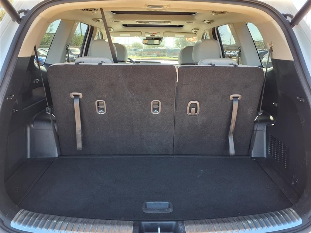 Used 2023 Glacial White Pearl Kia SX image 13