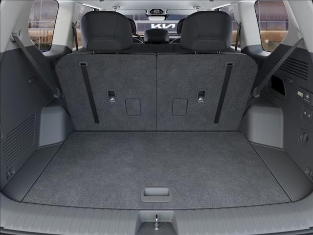 New 2026 Ebony Black Kia Light Short Range image 19