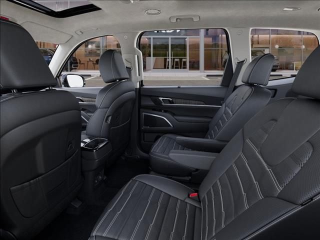 New 2025 Ebony Black Kia SX-Prestige image 18