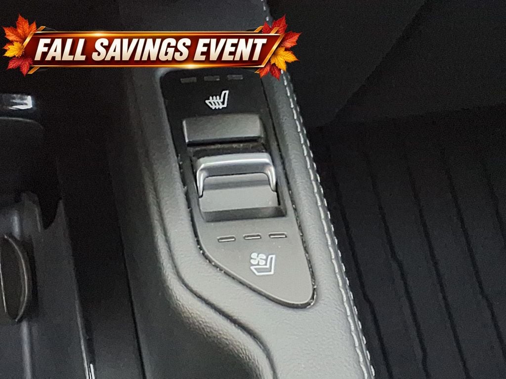 Used 2021 Everlasting Silver Kia EX image 17