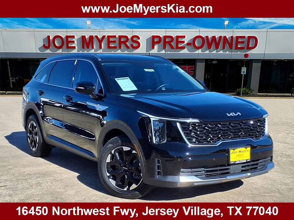 Certified 2025 Kia Sorento S SUV