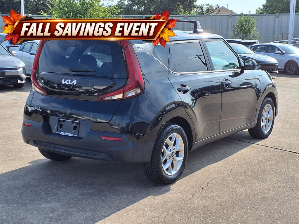 Certified 2022 Kia Soul LX Hatchback