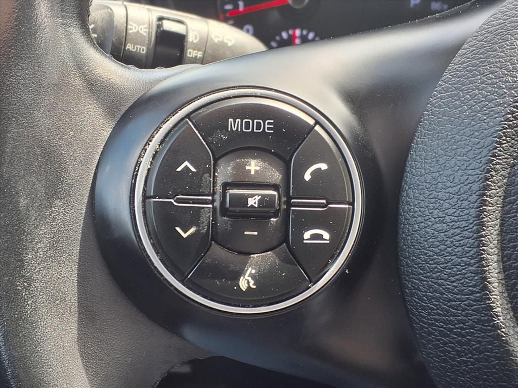 Used 2021 Gravity Gray Kia GT-Line image 15