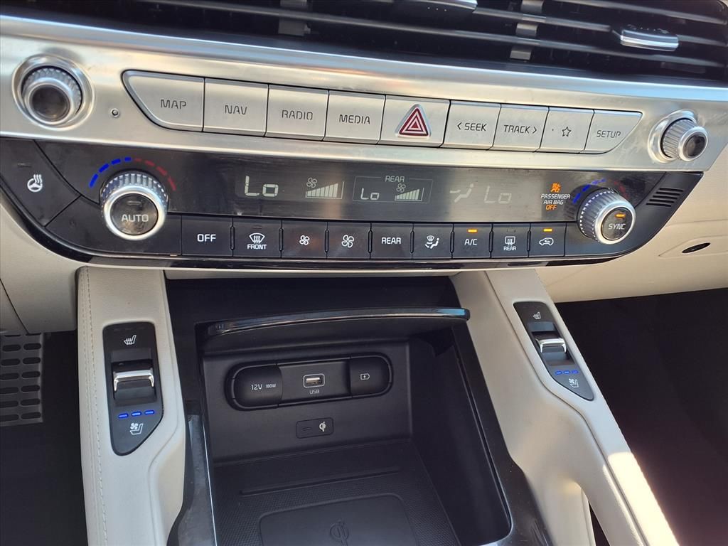 Used 2022 Glacial White Pearl Kia SX image 22