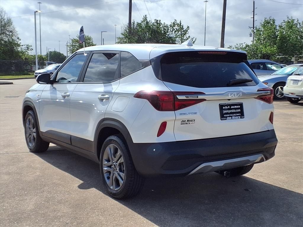 Certified 2022 Kia Seltos LX SUV