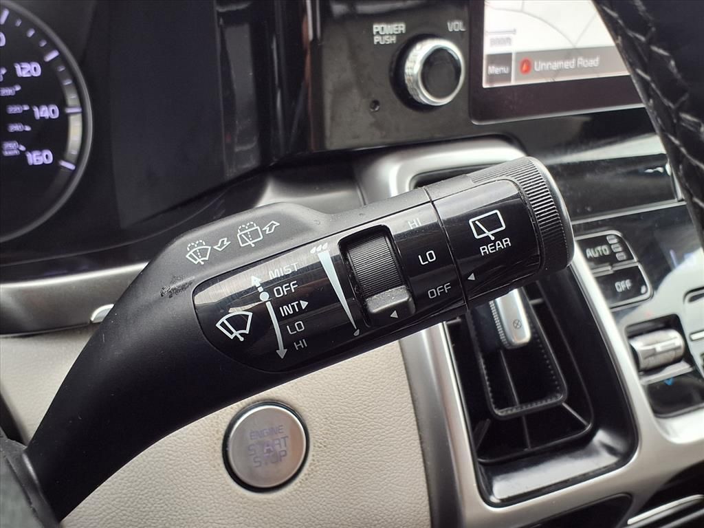 Used 2022 Sparkling Silver Kia S image 20