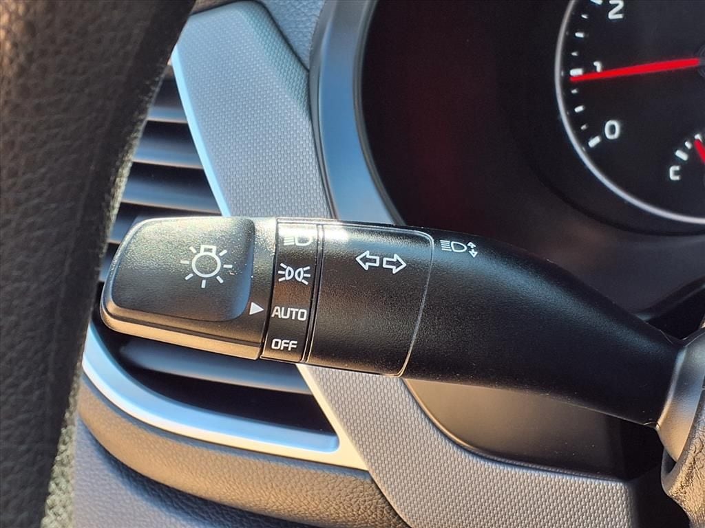 Used 2021 Cherry Black Kia LX image 14