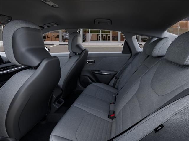 New 2025 Snow White Pearl Kia EX image 18