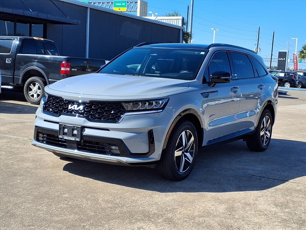 2022 Kia Sorento EX photo 2