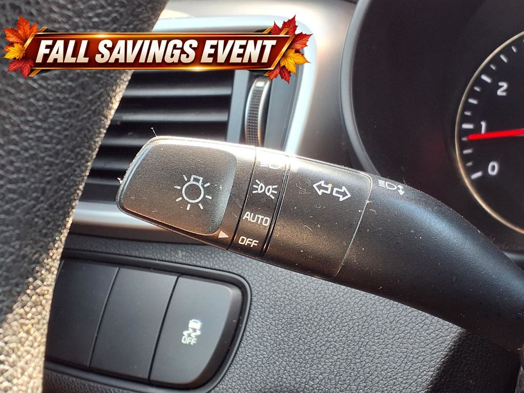 Used 2020 Everlasting Silver Kia L image 14