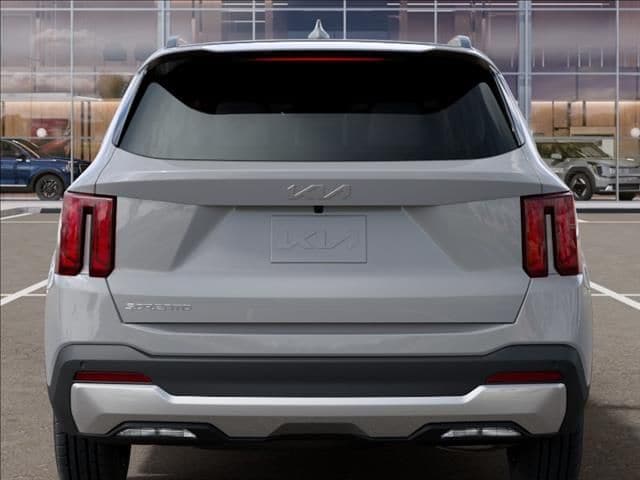 New 2026 Wolf Gray Kia S image 13