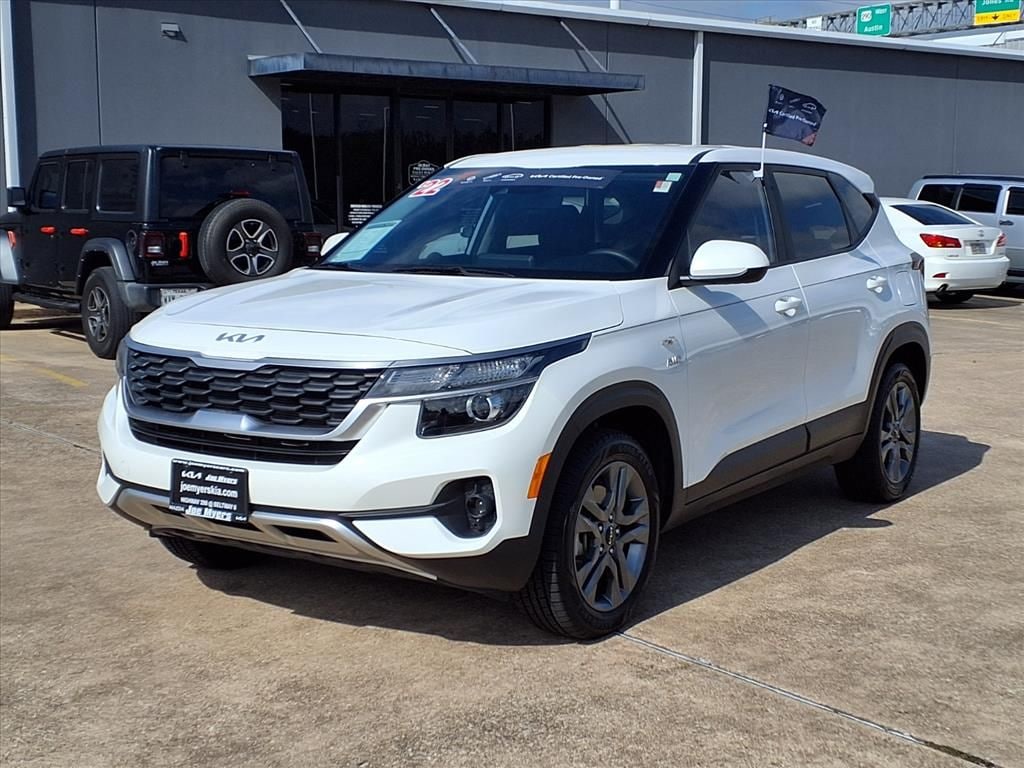 Certified 2022 Kia Seltos LX SUV
