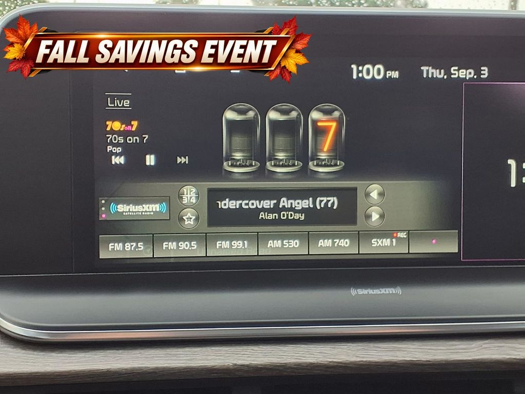 Used 2021 Everlasting Silver Kia EX image 28