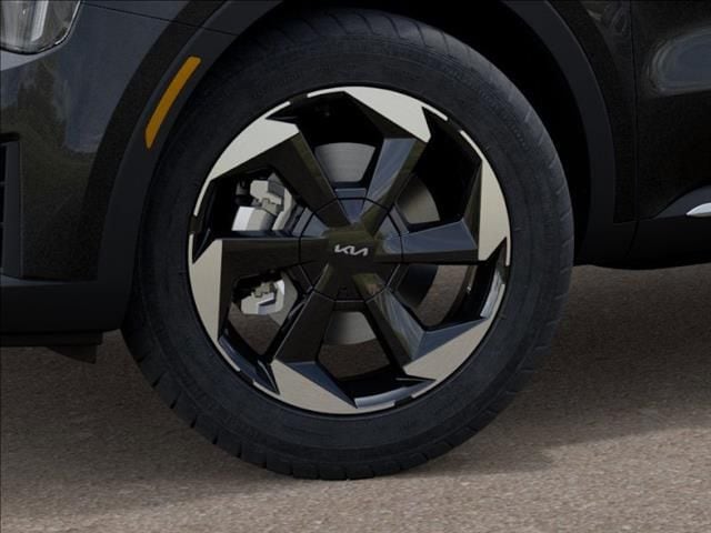 New 2026 Interstellar Gray Kia EX image 9