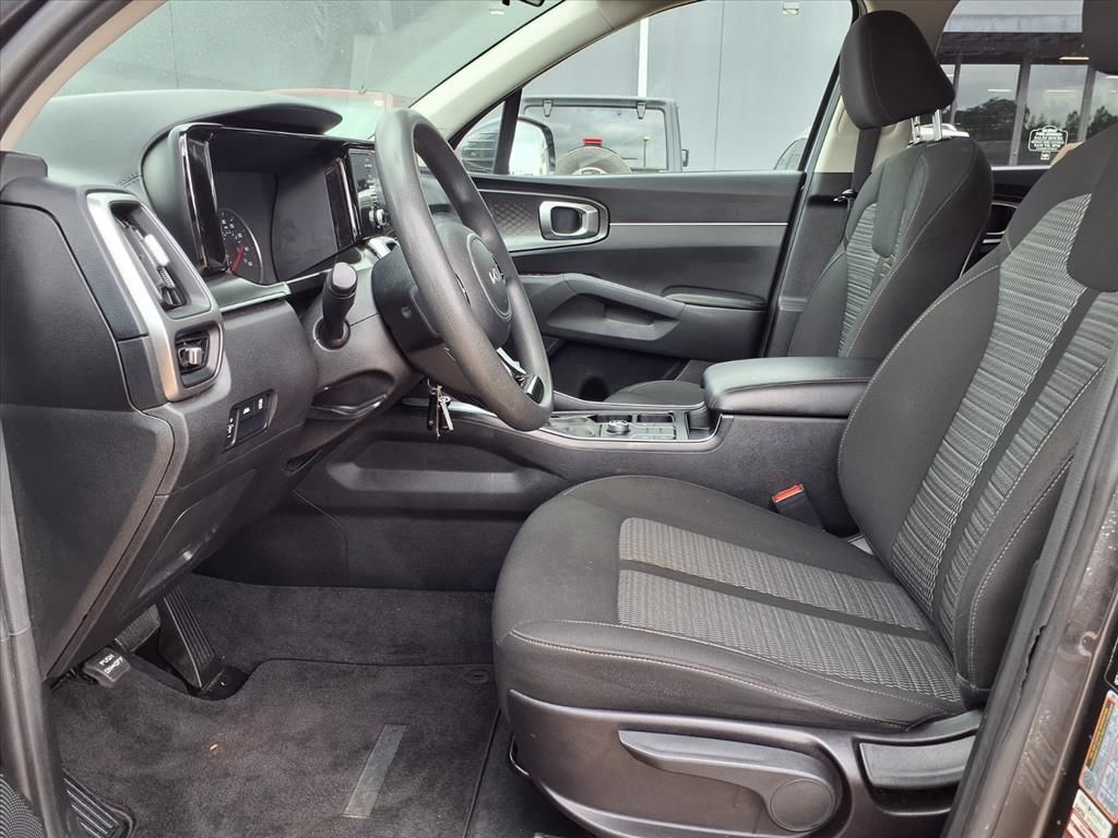 Certified Used 2022 Gravity Gray Kia LX image 11