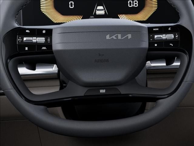 New 2027 Snow White Pearl Kia LXS image 22