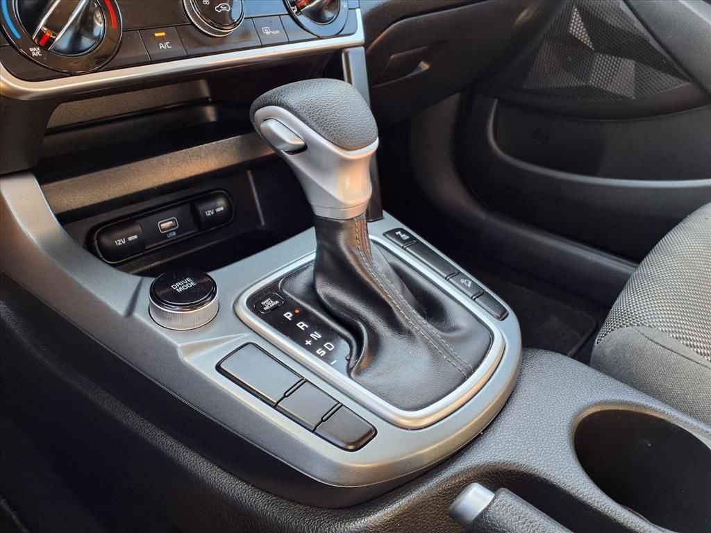 Used 2021 Cherry Black Kia LX image 19