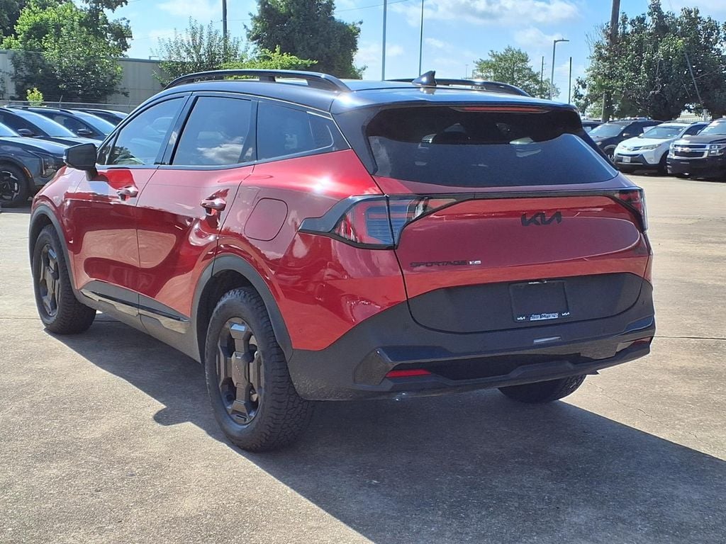 New 2026 Runway Red/Black Roof Kia X-Pro Prestige image 2